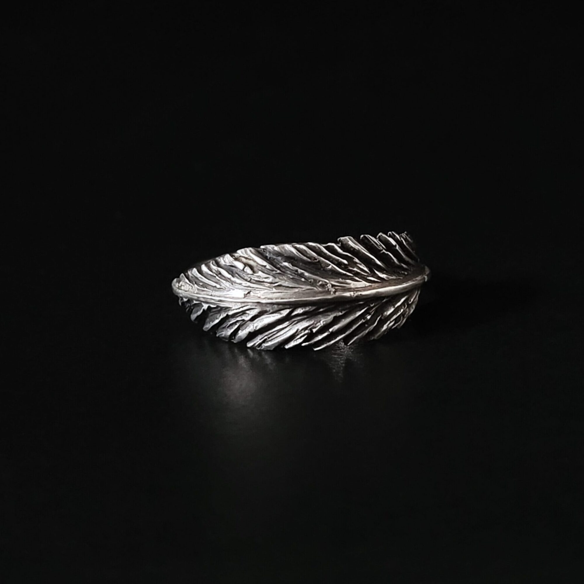 Feather ring