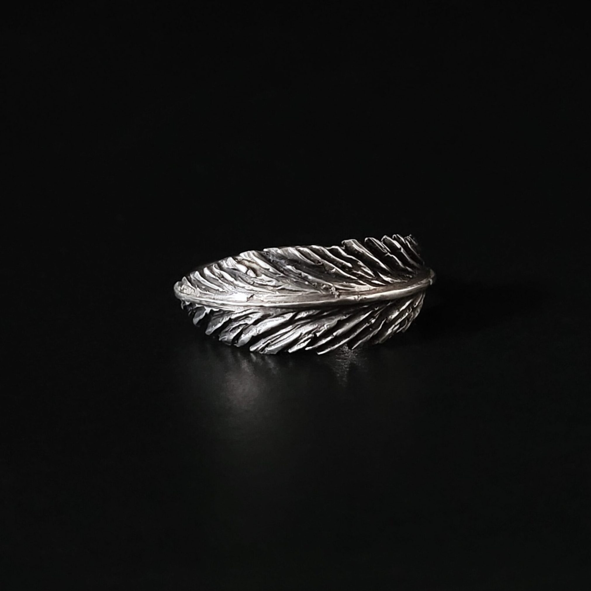 Feather ring