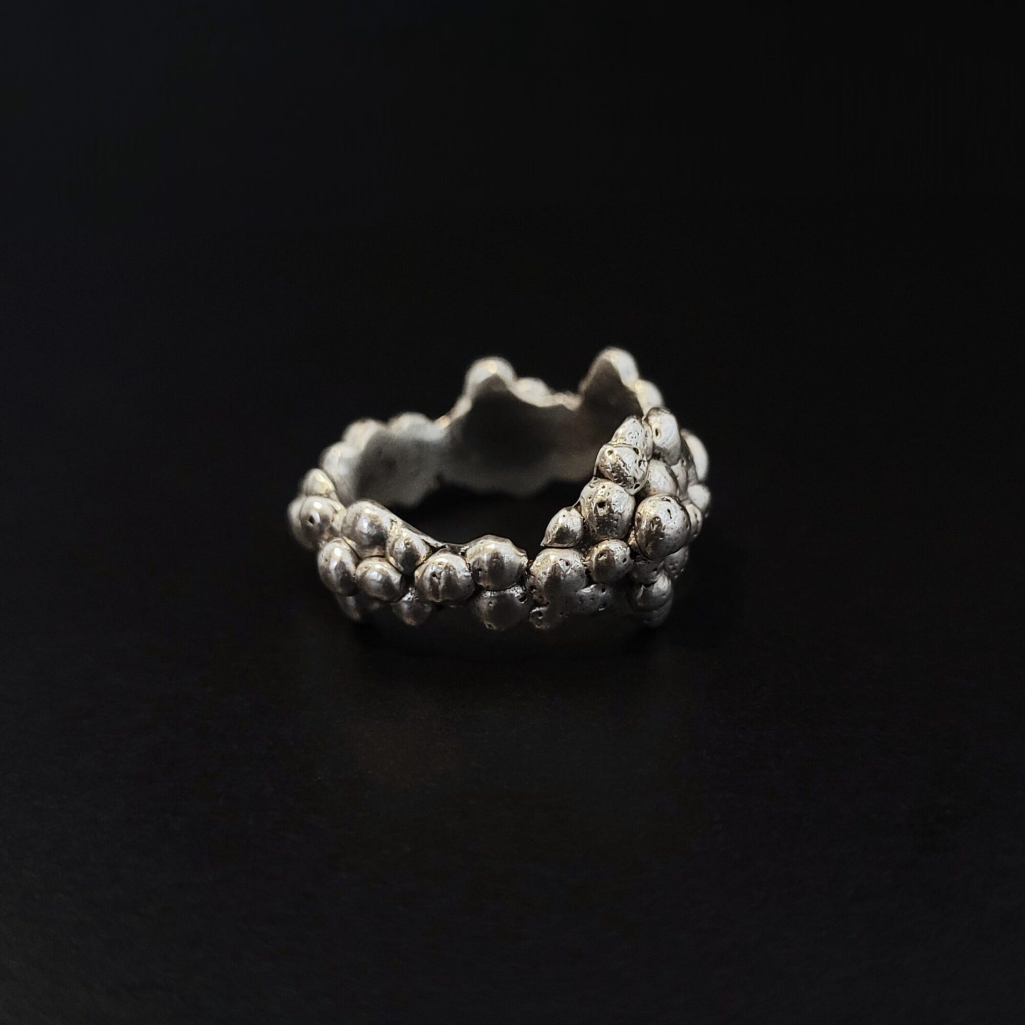 Silver bubbles ring